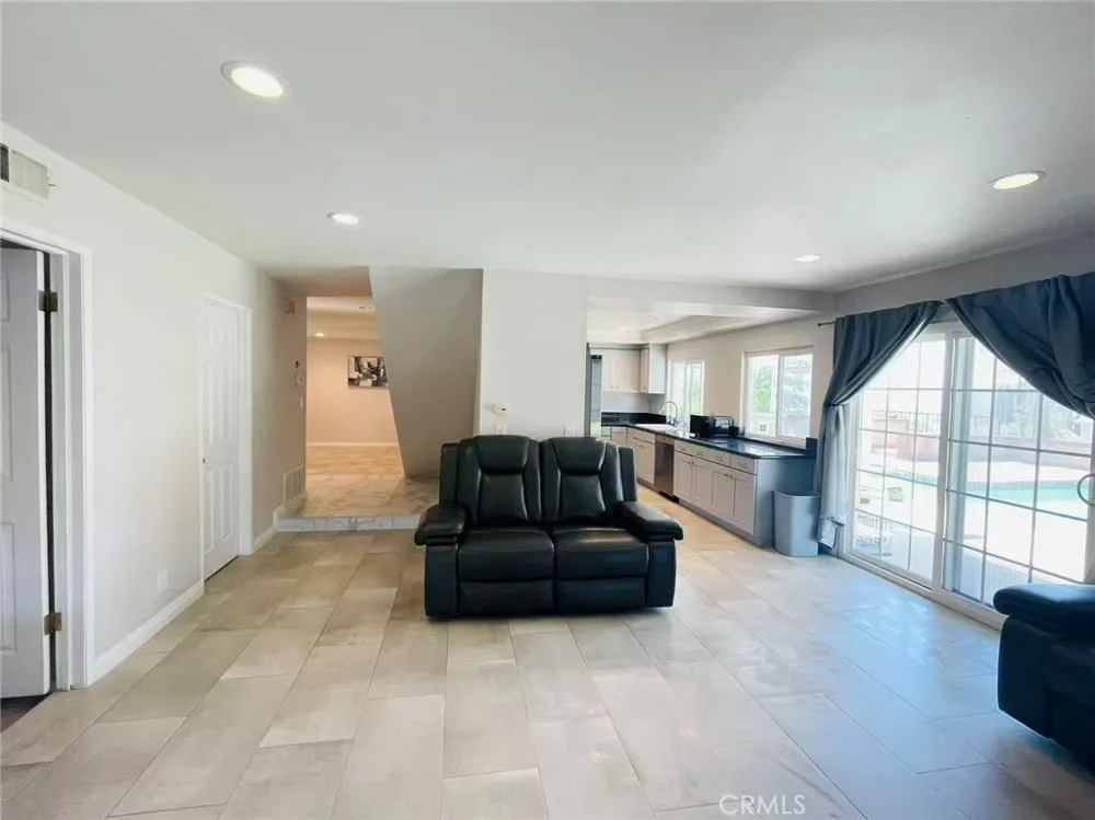 20431 Huntcliff Walnut, CA 91789