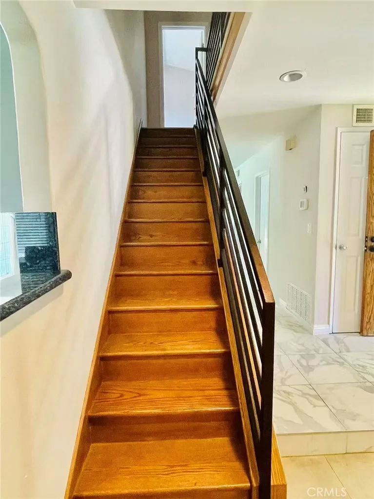 20431 Huntcliff Walnut, CA 91789