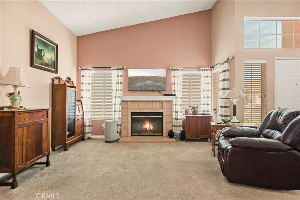 625 S Shinecock Banning, CA 92220