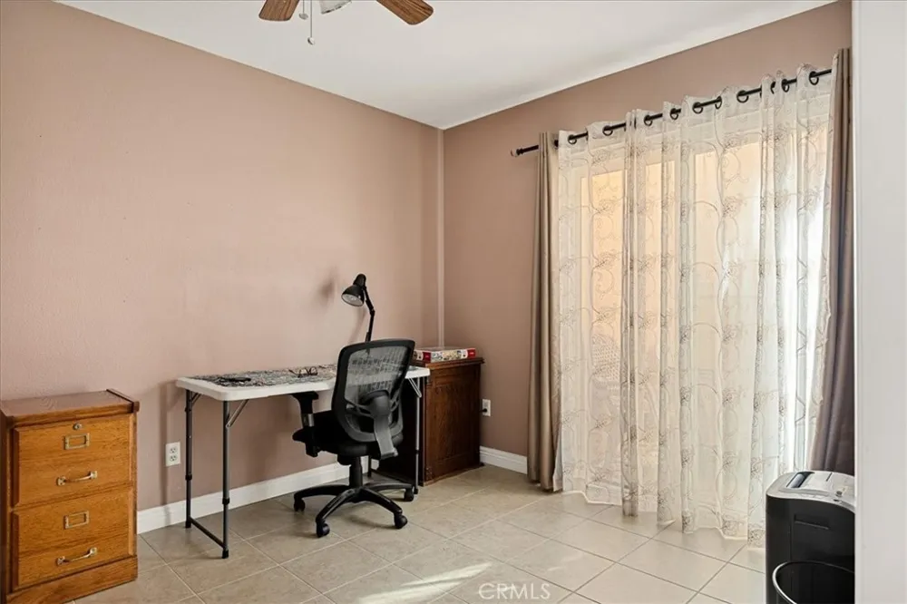 625 S Shinecock Banning, CA 92220