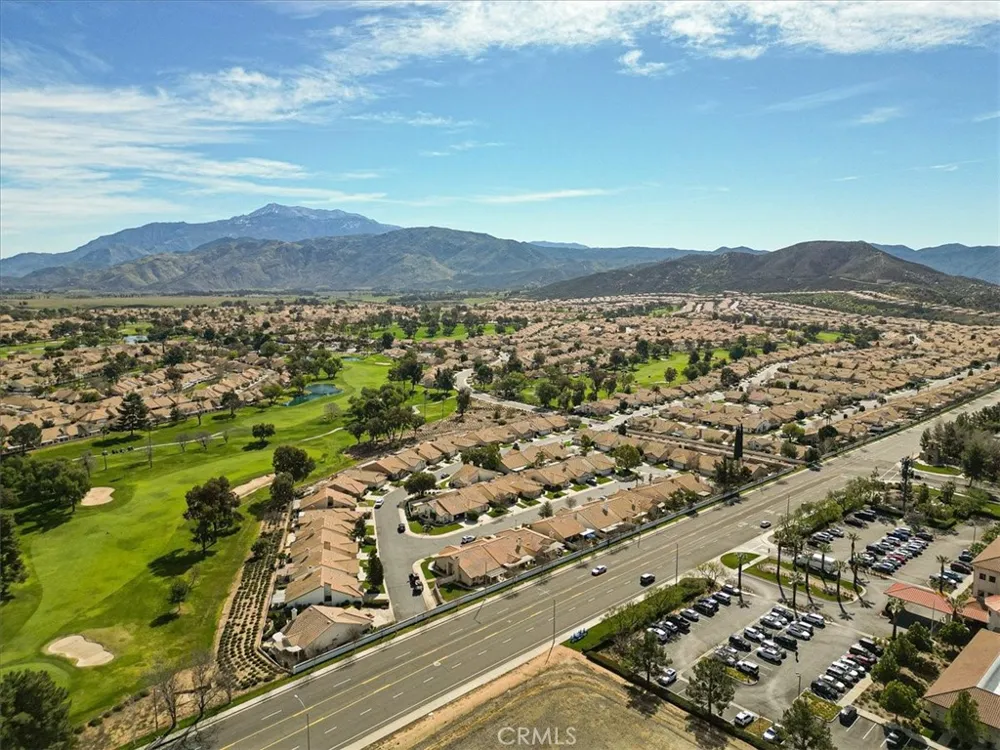 625 S Shinecock Banning, CA 92220