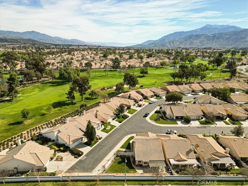 625 S Shinecock Banning, CA 92220