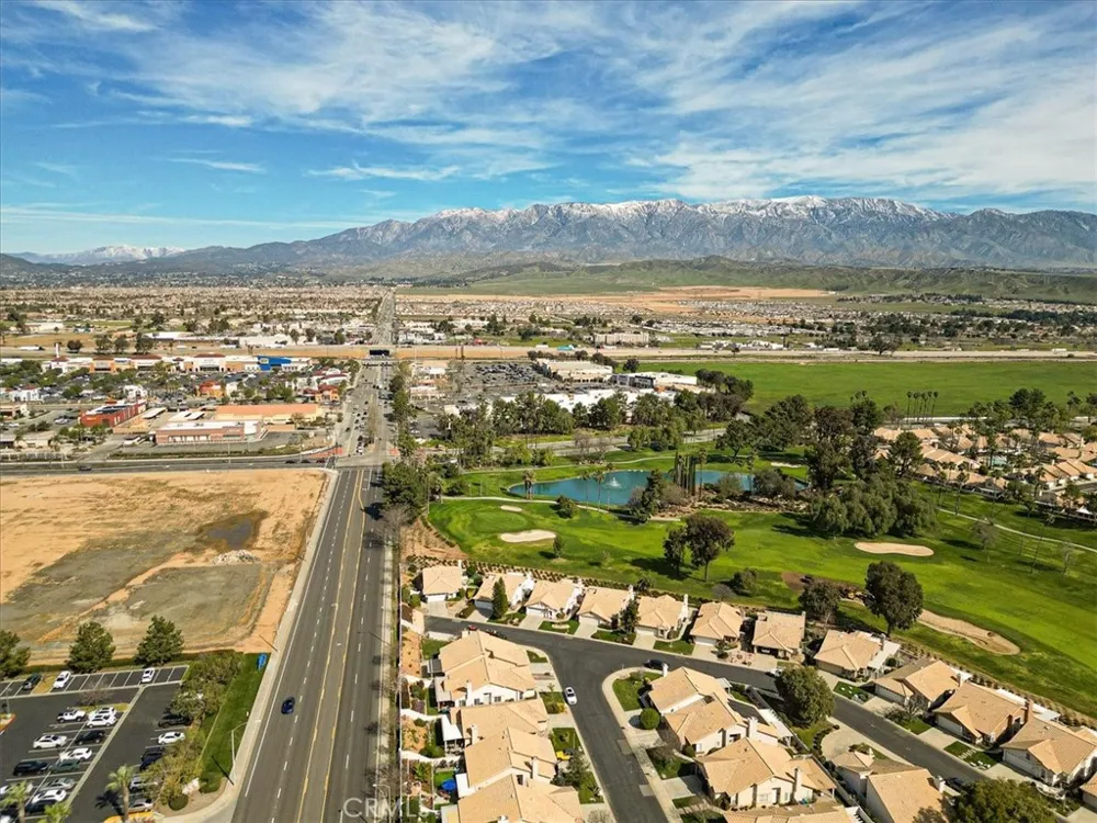 625 S Shinecock Banning, CA 92220