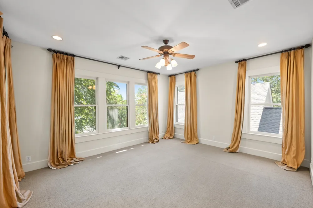 1309 W 10th Street Austin, TX 78703