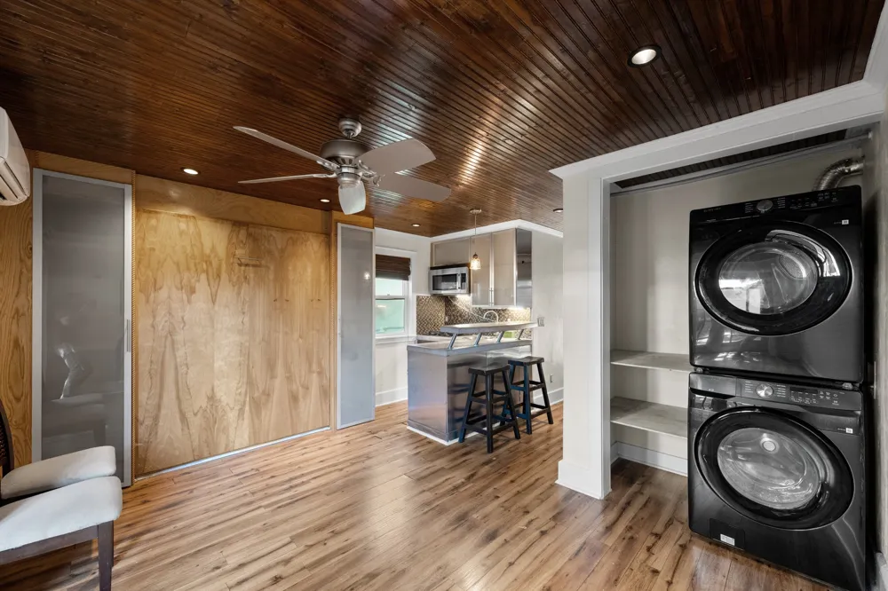 1309 W 10th Street Austin, TX 78703