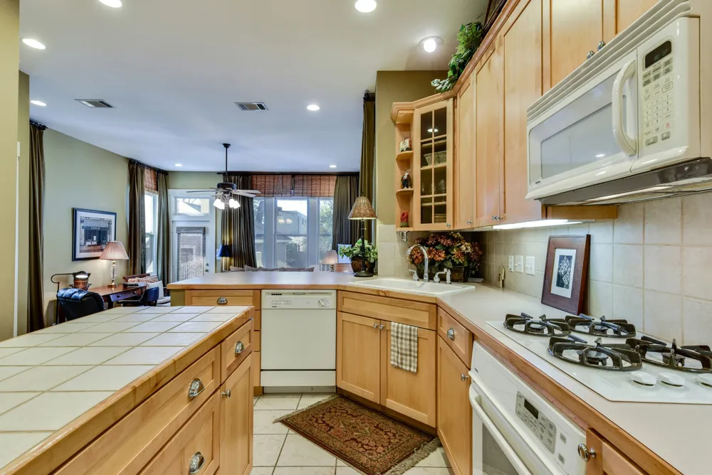 1309 W 10th Street Austin, TX 78703