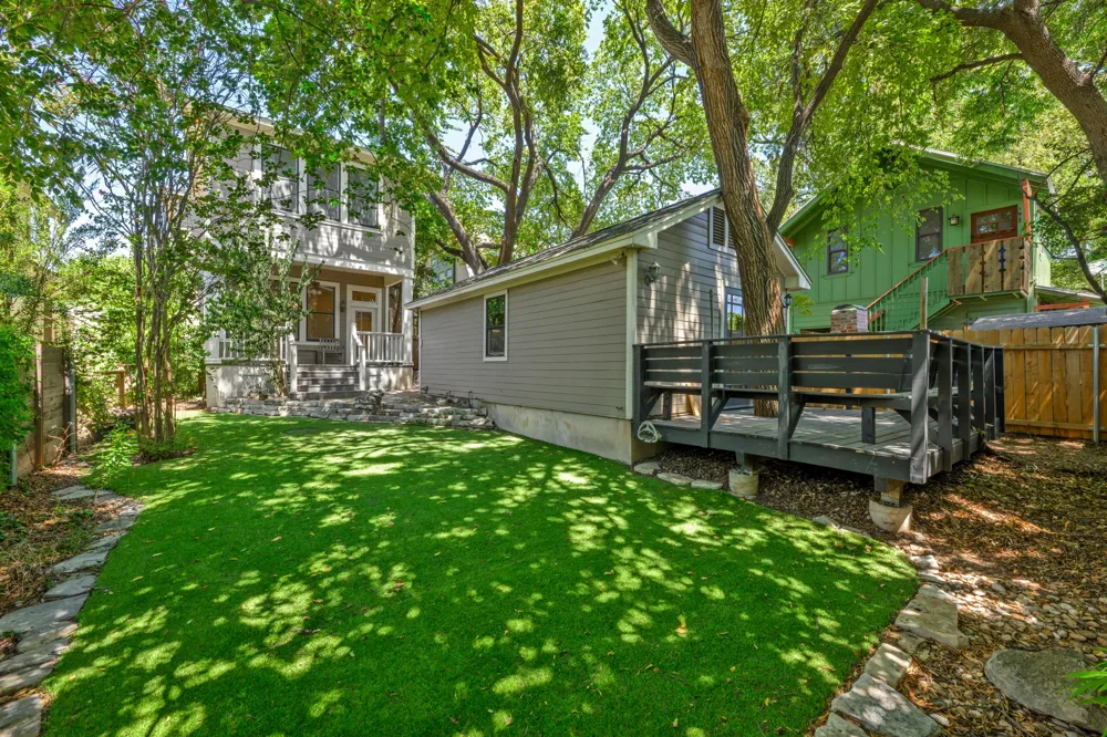 1309 W 10th Street Austin, TX 78703