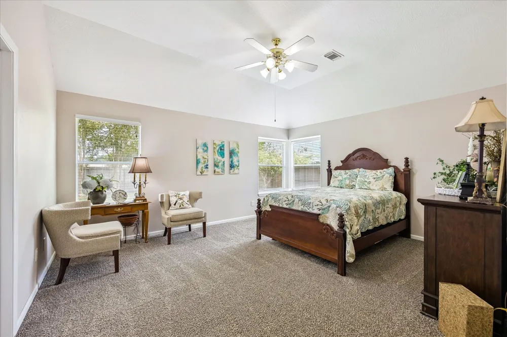 202 Meadowhill Lane League City, TX 77539