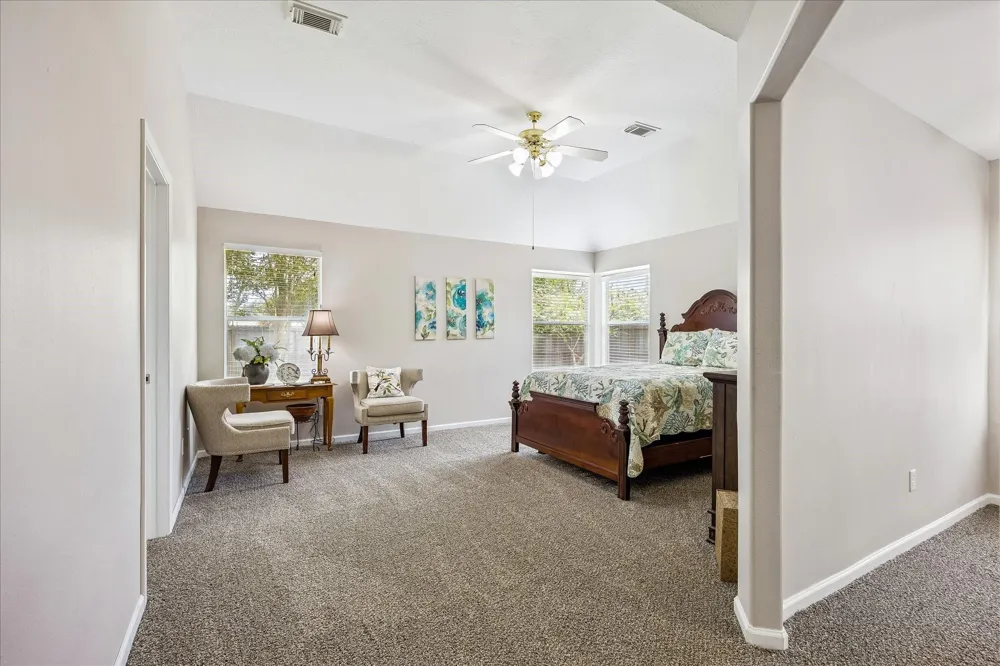 202 Meadowhill Lane League City, TX 77539