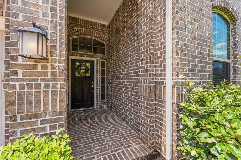 208 Capriccio Lane Montgomery, TX 77316