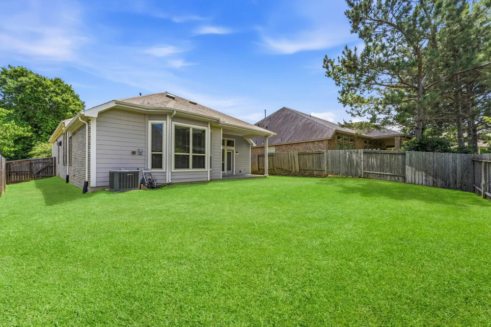 208 Capriccio Lane Montgomery, TX 77316