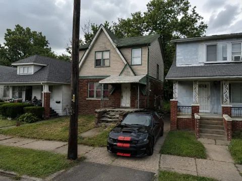 7555 Emily Street