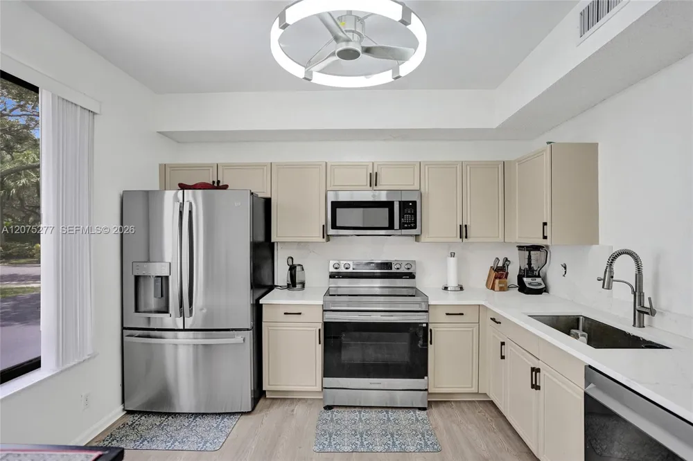 7525 NW 61st Ter #3101 Parkland, FL 33067