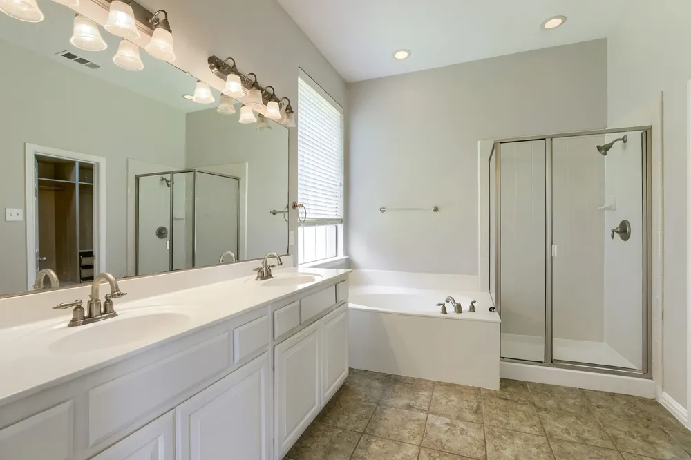 6919 Navigation Drive Grand Prairie, TX 75054