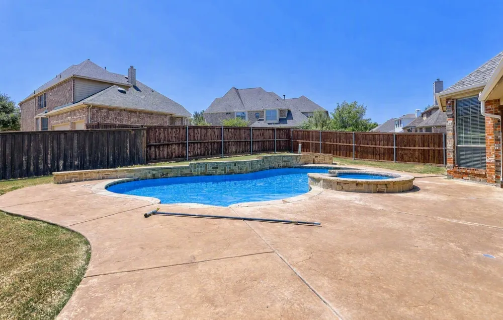 6919 Navigation Drive Grand Prairie, TX 75054