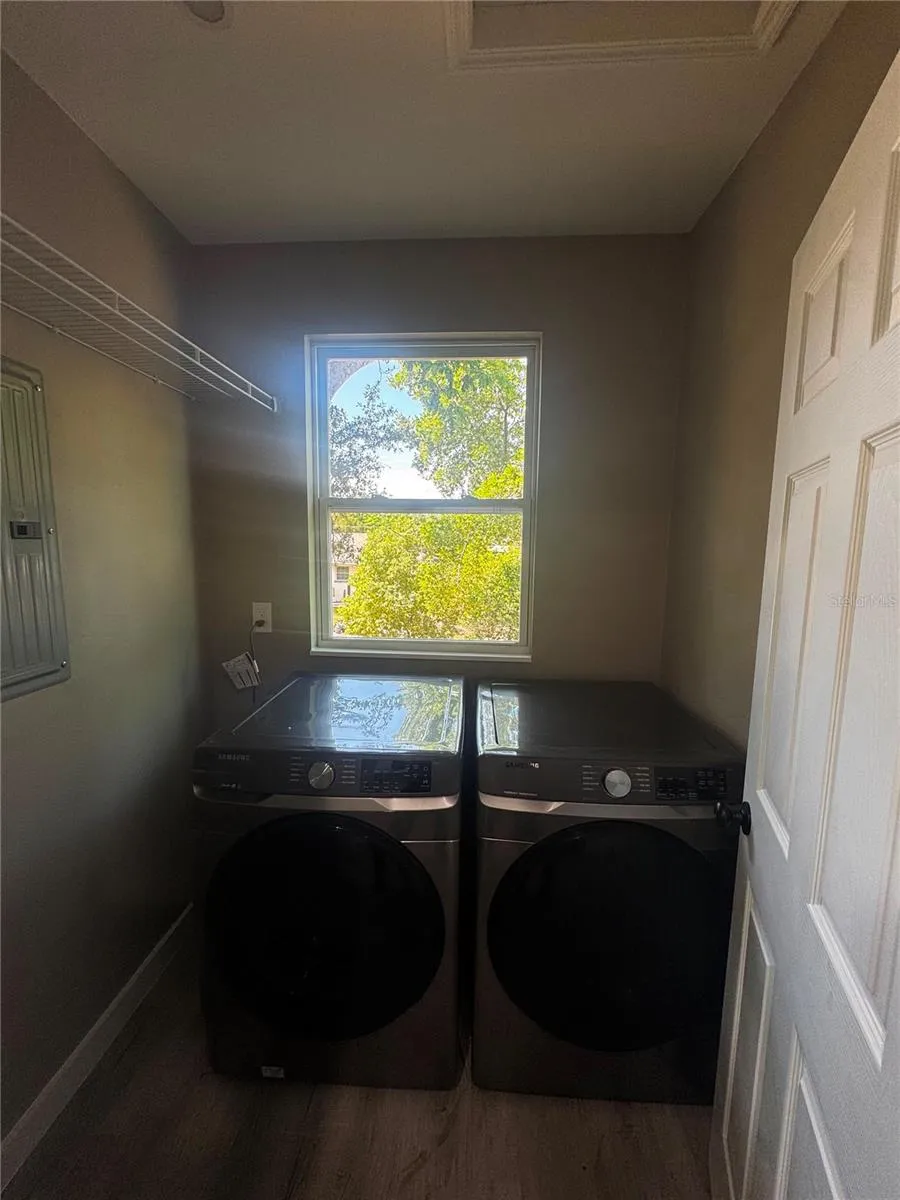 327 AVENUE J SE Winter Haven, FL 33880
