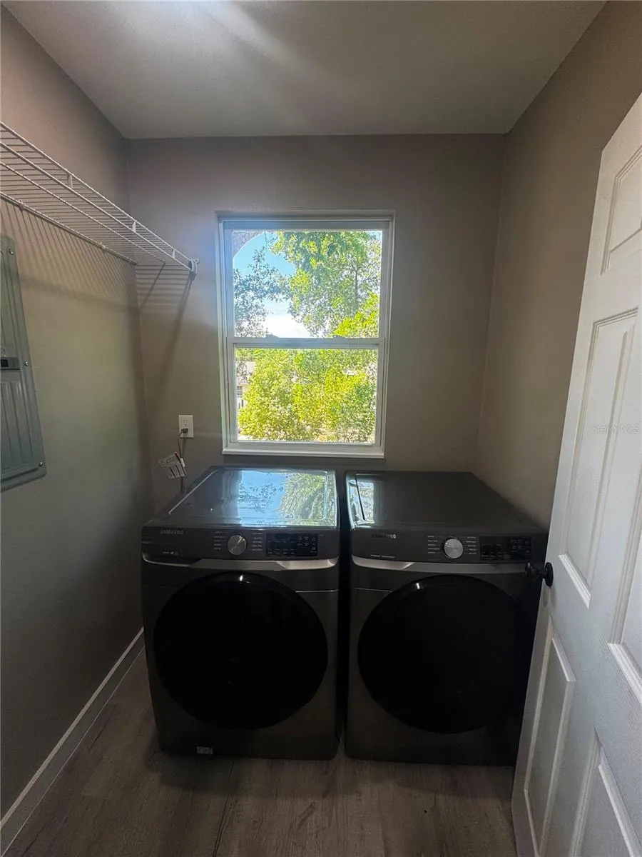 327 AVENUE J SE Winter Haven, FL 33880