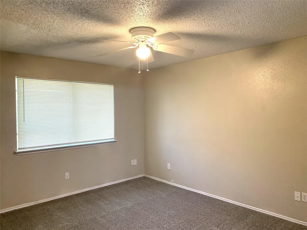 2002 Greencourt Drive Missouri City, TX 77489