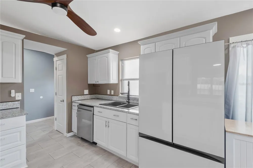 2054 SAFFOLD PARK DRIVE Ruskin, FL 33570