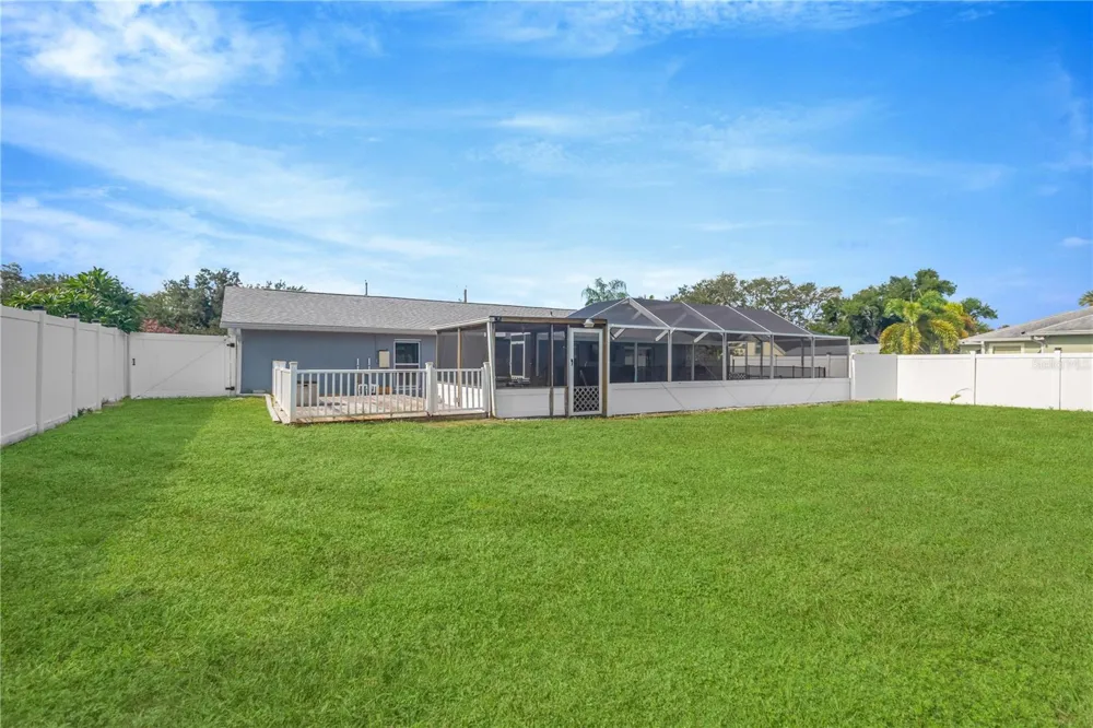 2054 SAFFOLD PARK DRIVE Ruskin, FL 33570