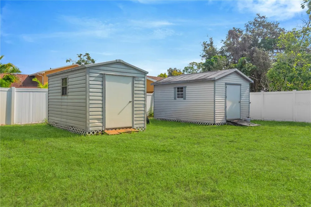 2054 SAFFOLD PARK DRIVE Ruskin, FL 33570
