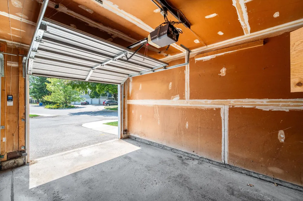 2624 Fenwick Court Ann Arbor, MI 48104