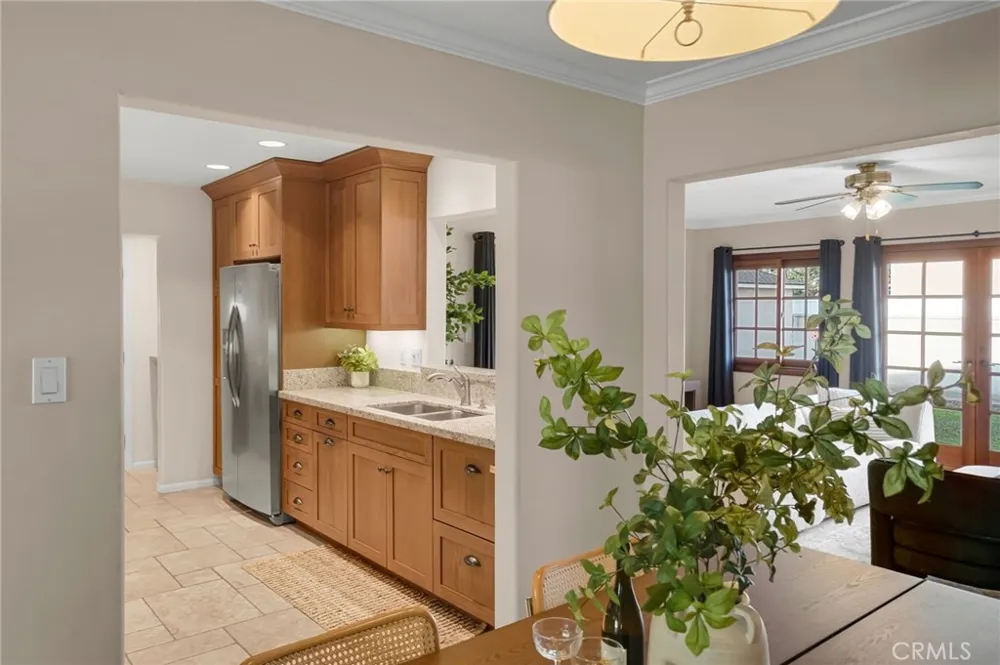 4852 Coldbrook Lakewood, CA 90713