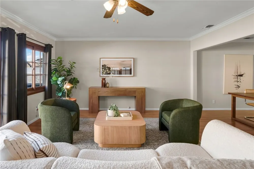 4852 Coldbrook Lakewood, CA 90713