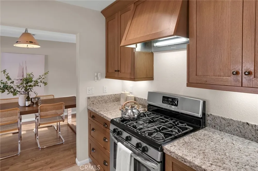 4852 Coldbrook Lakewood, CA 90713