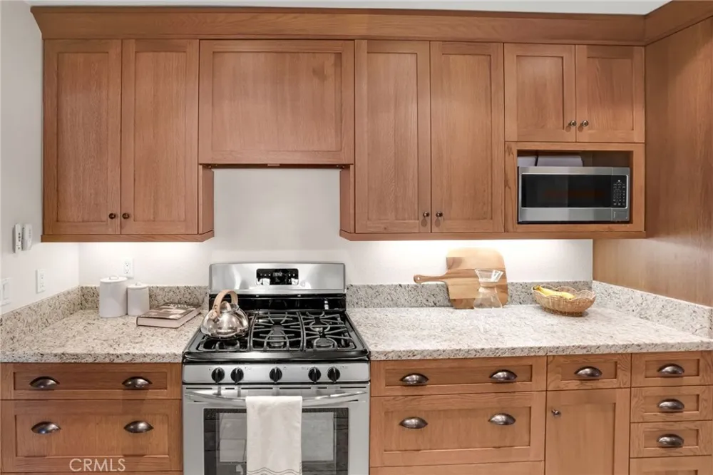 4852 Coldbrook Lakewood, CA 90713