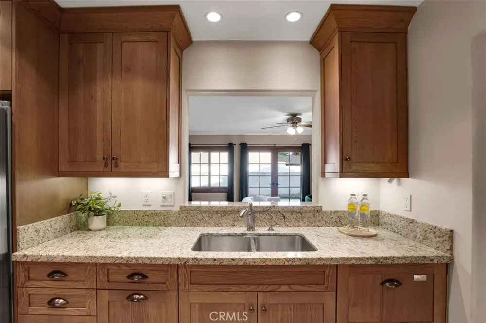 4852 Coldbrook Lakewood, CA 90713