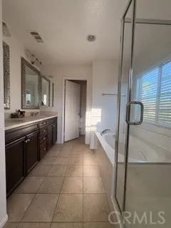 527 Via De La Paz Palm Desert, CA 92211