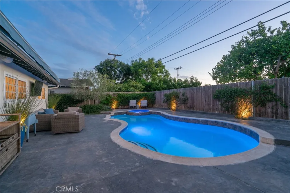 2745 Drake Costa Mesa, CA 92626