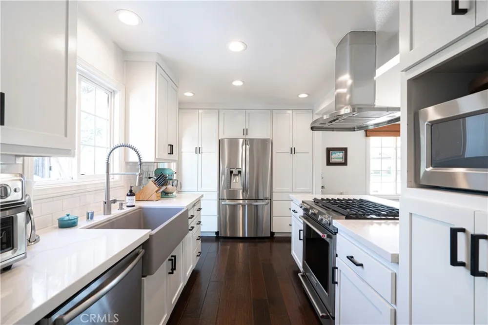 2745 Drake Costa Mesa, CA 92626