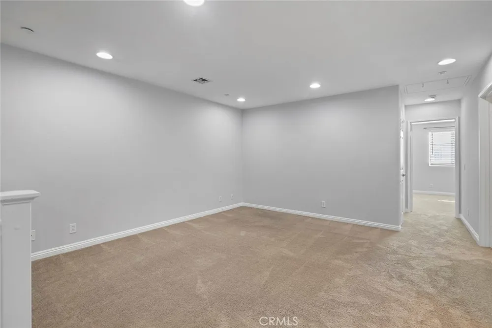 3661 Hawks Brea, CA 92823