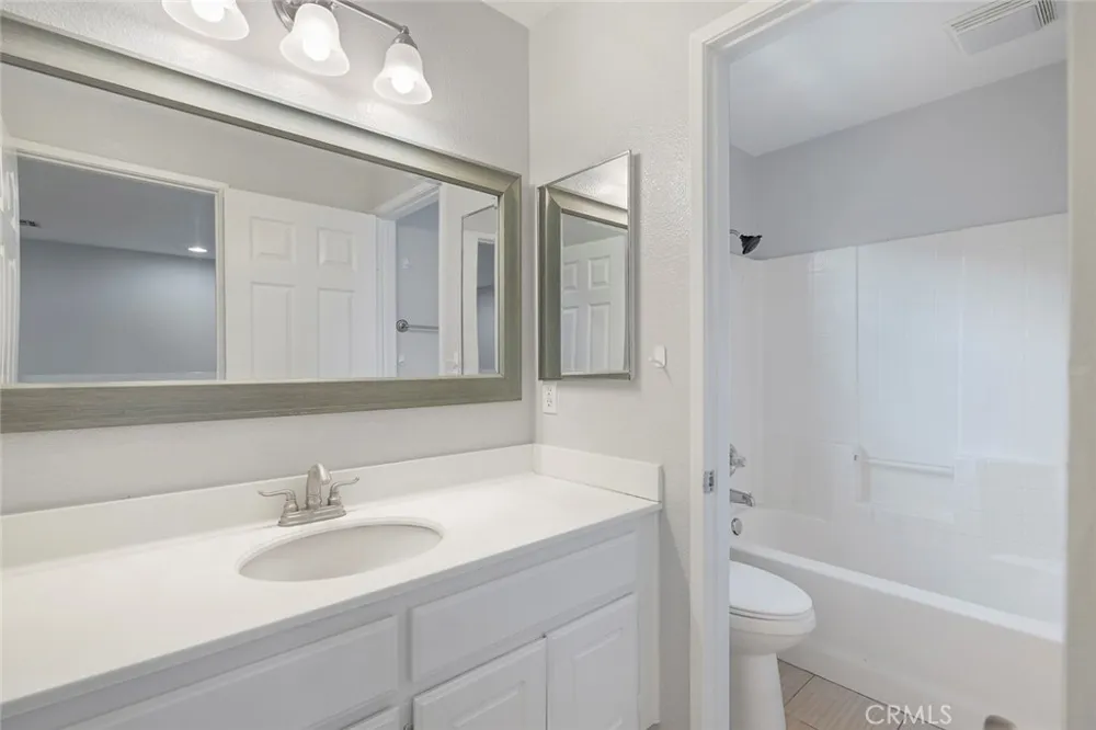 3661 Hawks Brea, CA 92823