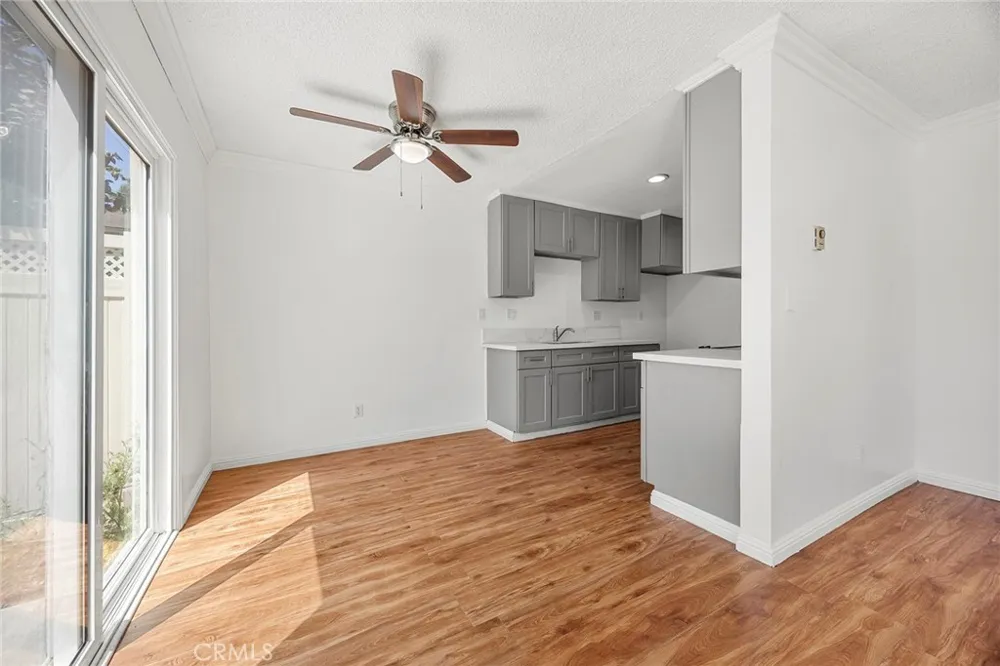 15500 Tustin Village #25 Tustin, CA 92780