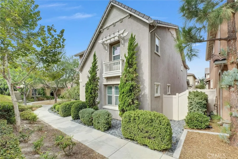 7026 Village Eastvale, CA 92880