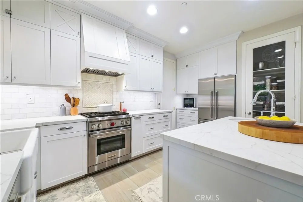 7026 Village Eastvale, CA 92880