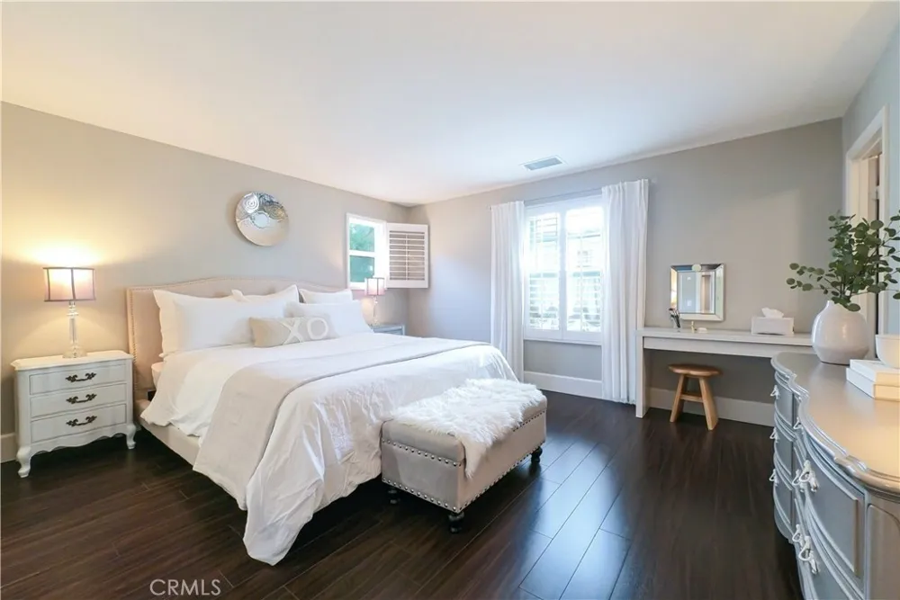 7026 Village Eastvale, CA 92880