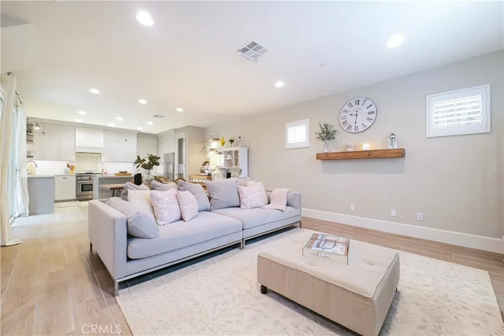 7026 Village Eastvale, CA 92880