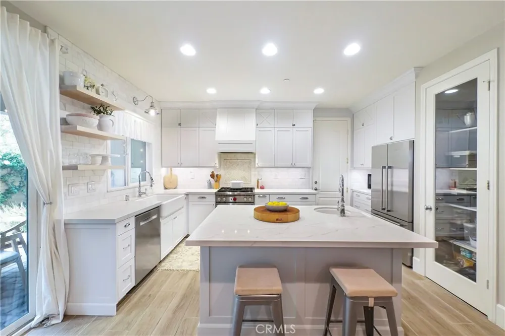 7026 Village Eastvale, CA 92880