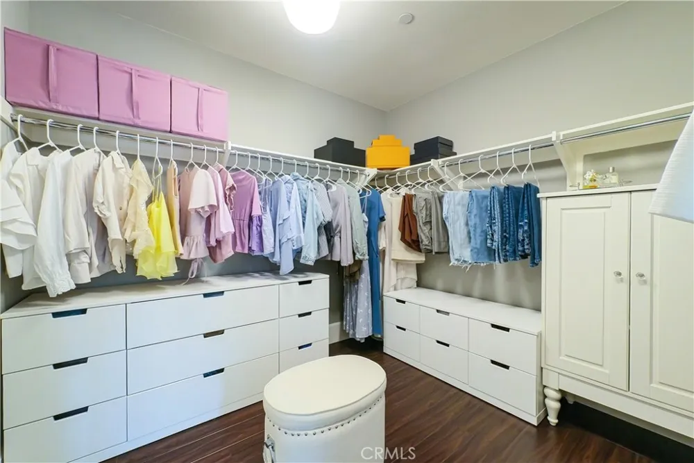 7026 Village Eastvale, CA 92880