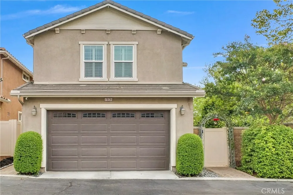 7026 Village Eastvale, CA 92880