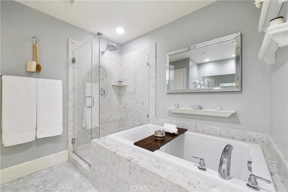 7026 Village Eastvale, CA 92880