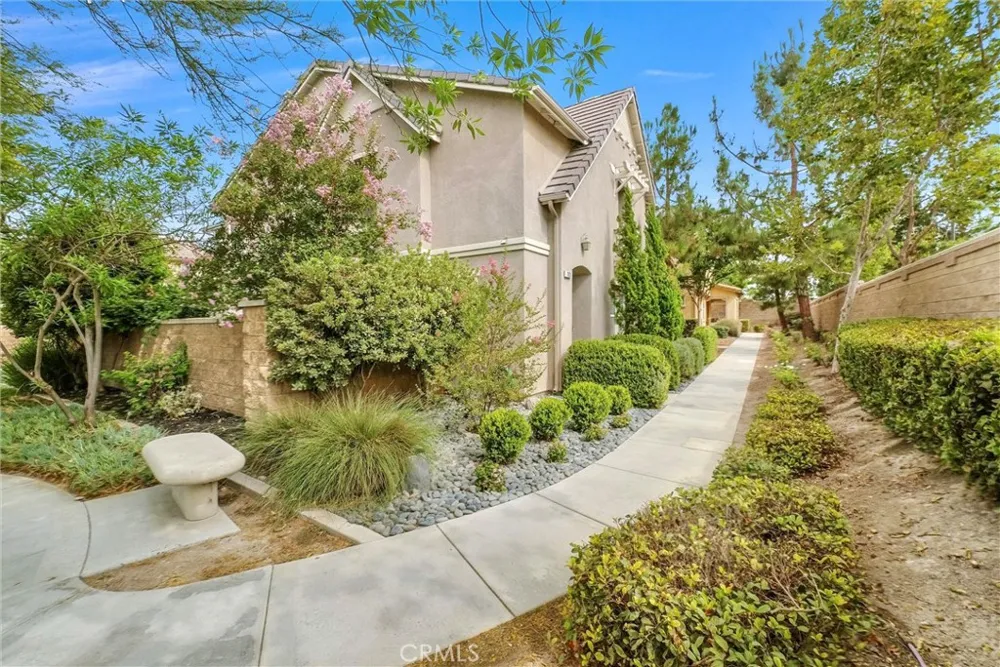 7026 Village Eastvale, CA 92880