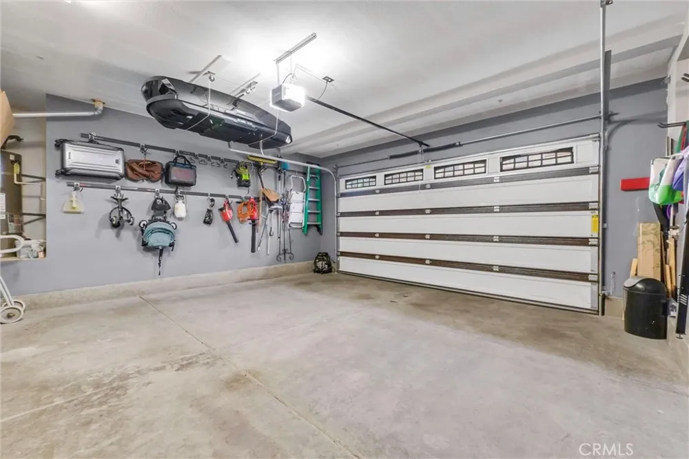 7026 Village Eastvale, CA 92880