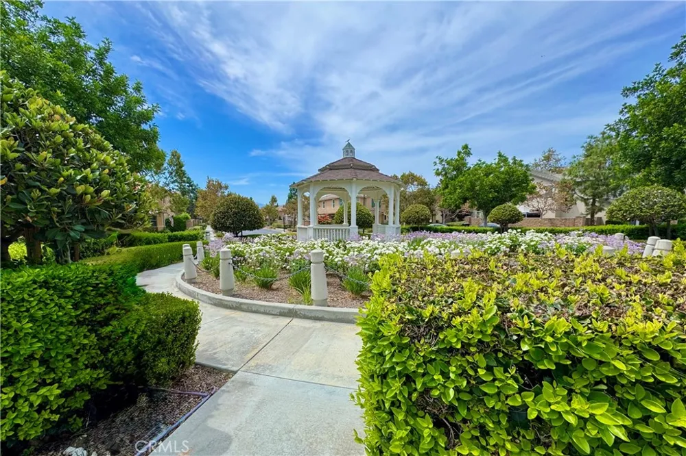 7026 Village Eastvale, CA 92880