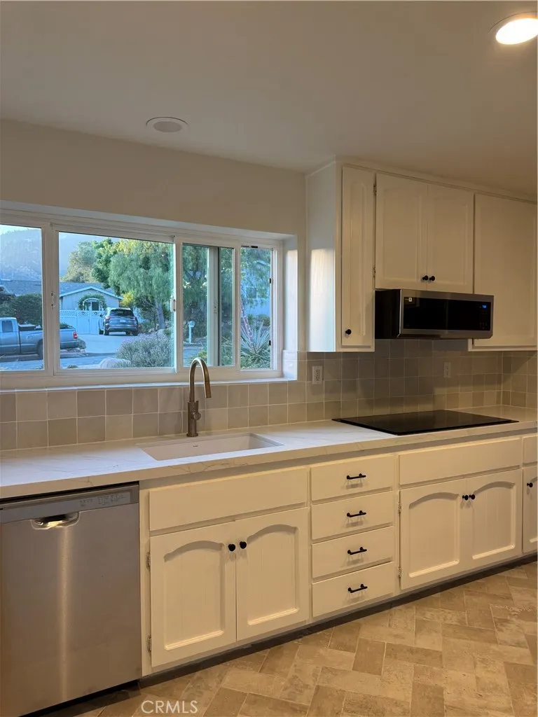 720 Circle Drive Santa Barbara, CA 93108