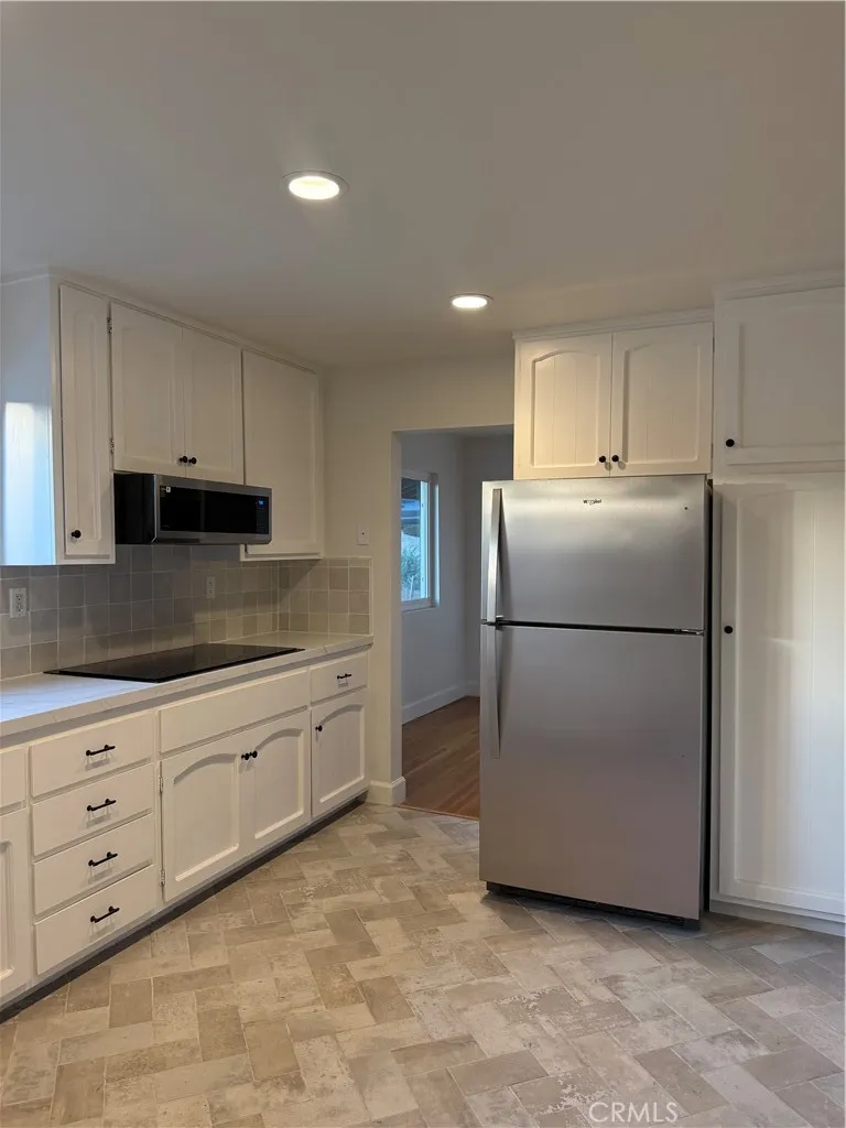 720 Circle Drive Santa Barbara, CA 93108